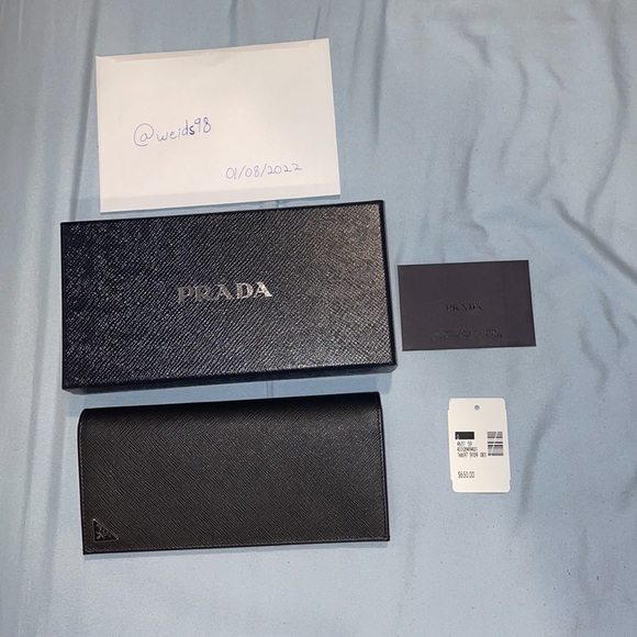 Prada Large Saffiano Men’s Wallet - Picture 5 of 5
